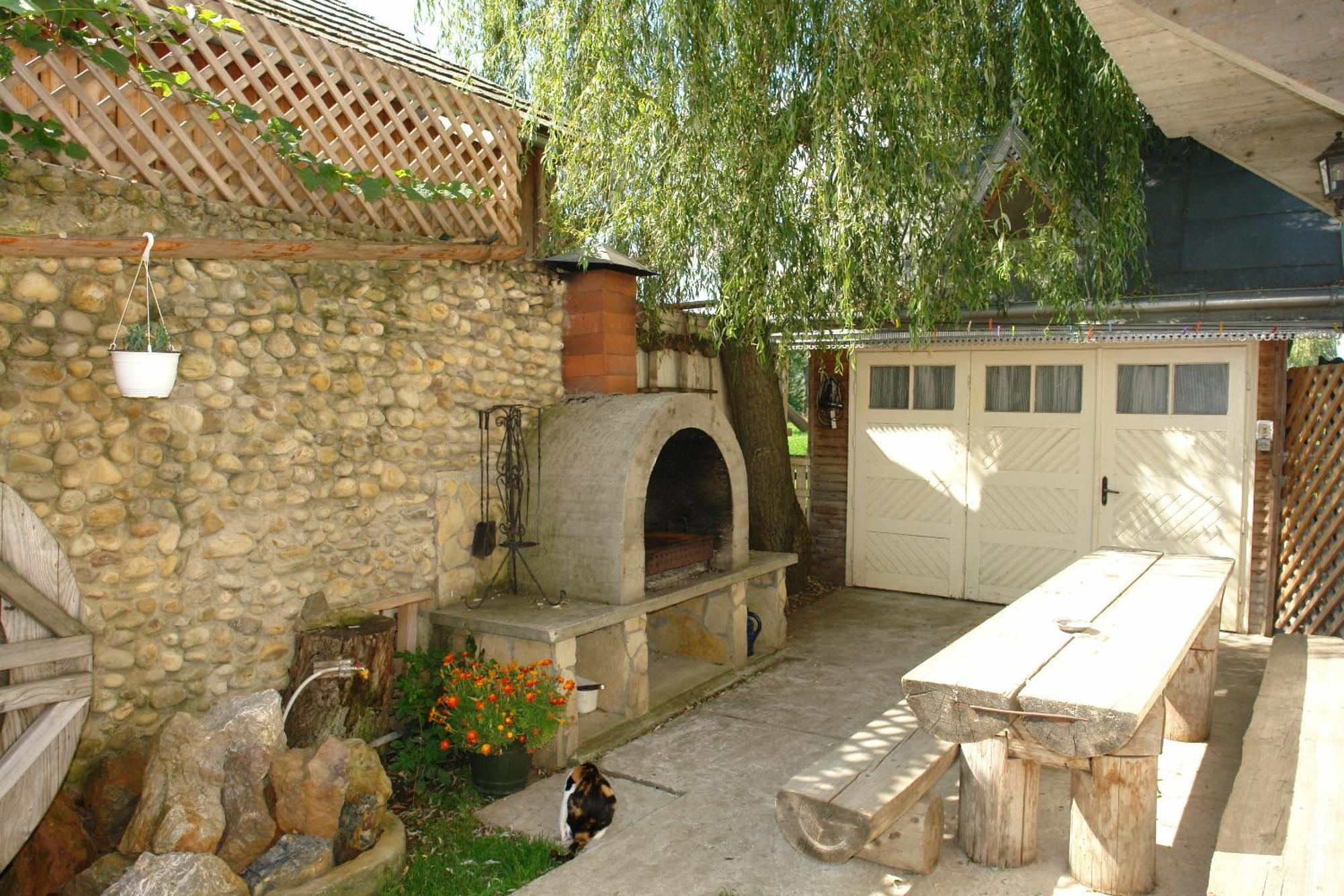 Pension Crizantema Vatra Moldovitei Exterior photo